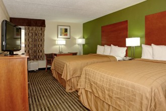 2 double bed family room at Quality Inn Jacksonville
