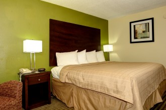 King size Quality Inn Jacksonvile NC